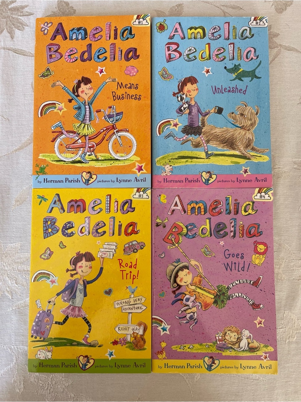 4 Amelia Bedelia Early Book Lot Means Business, Unleashed, Road Trip & Goes Wild